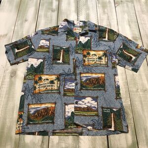 Hilo Hattie Camp Shirt Men’s Medium Hawaiian Aloha Hawaiian Landmarks Button
